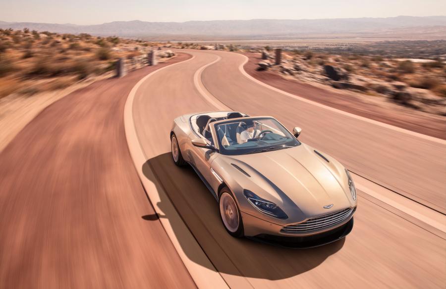  Aston Martin DB11 V8 Volante 2018 года  (WW) (фото 4 из 54)